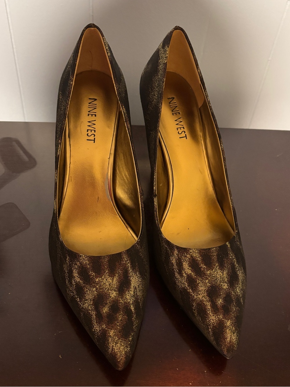 Nine West Gold and Black Leopard-Effect Pointed-Toe Pumps 8 - Picture 2 of 9